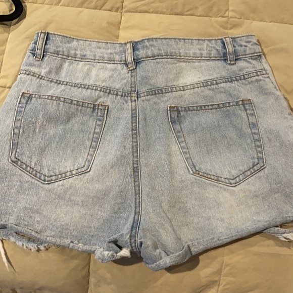 Shorts - Picture 2 of 2